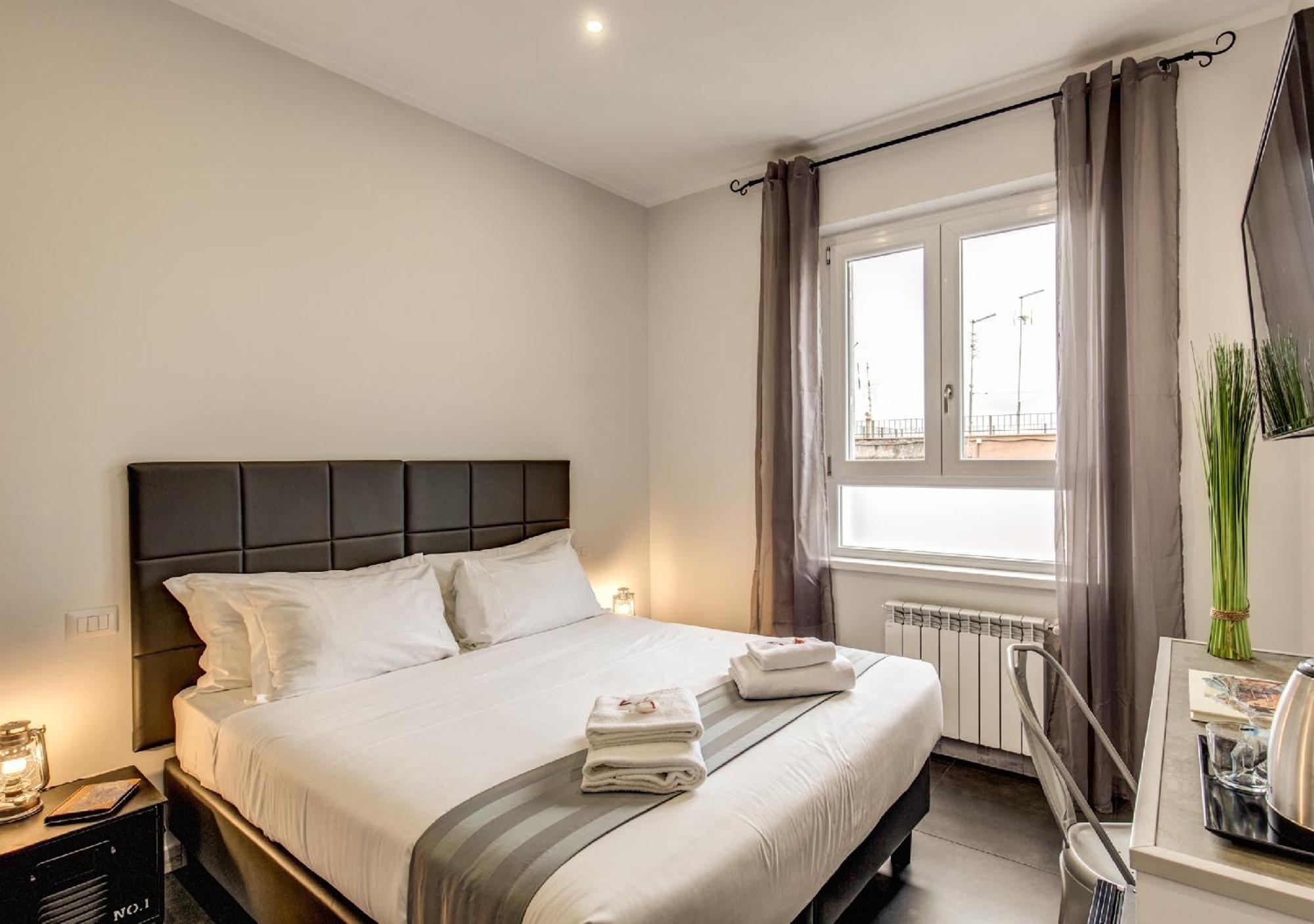 Floor 6 By Dot Suites Рим Екстериор снимка